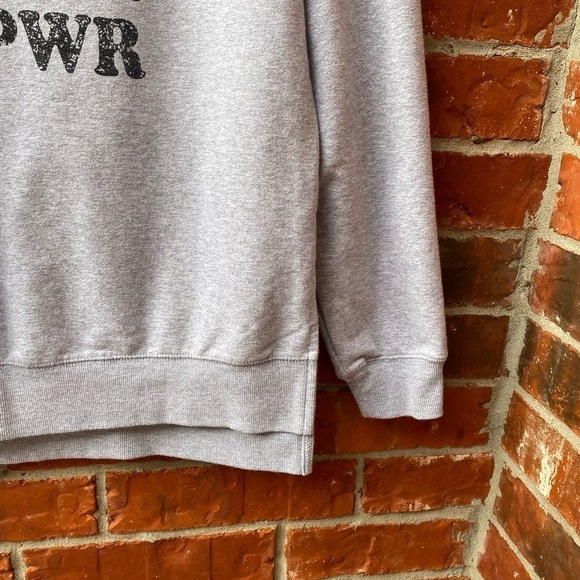 Green Tea Womens Medium Gray Girl Power Split Hem Graphic Sweater Sweatshirt - Picture 3 of 9